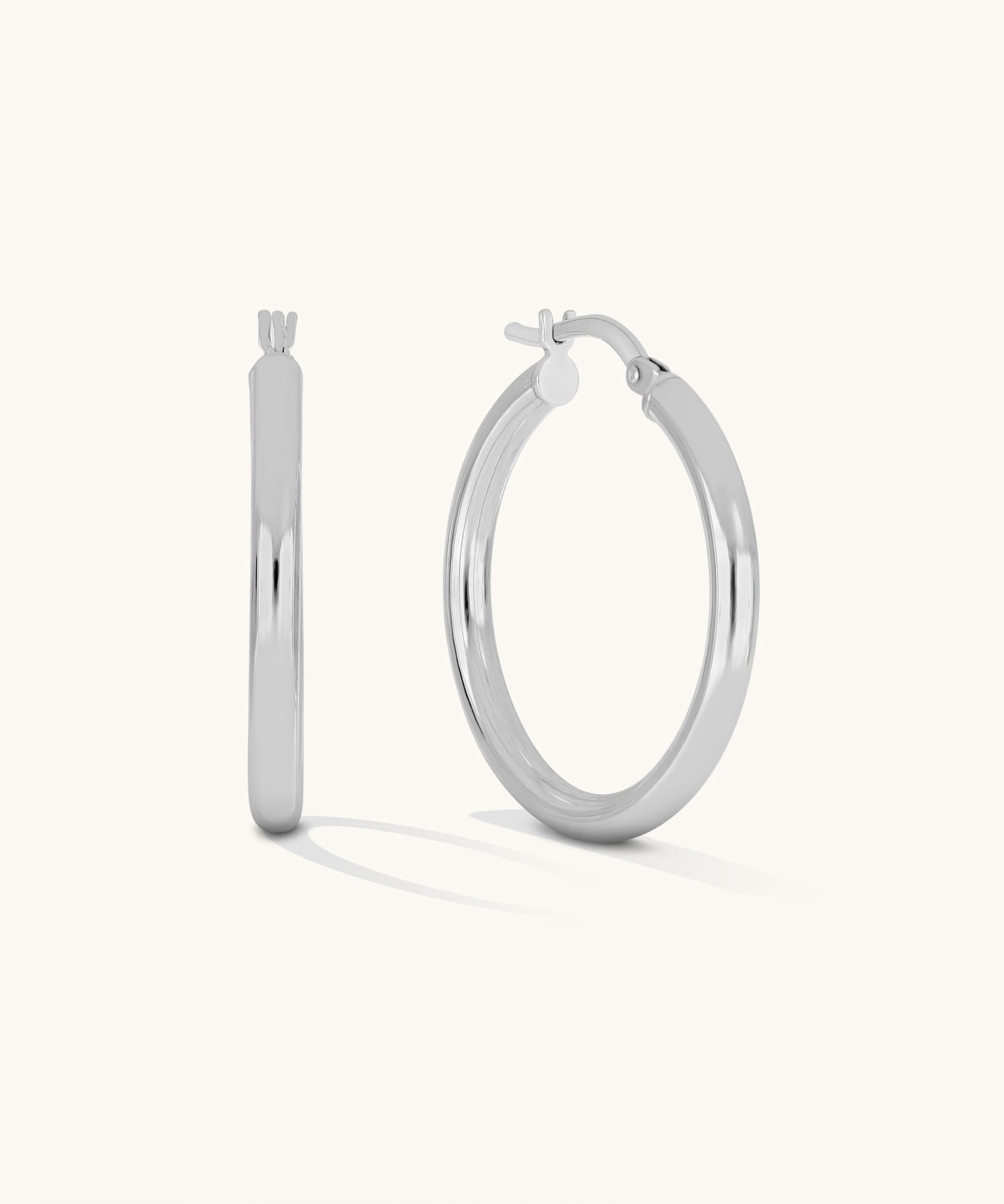 Aniq Tube Hoop Earrings | 18k Gold Vermeil & 925 Sterling Silver | 2.5mm x 15 - 40mm | Super-Lightweight Comfort Design | Hypoallergenic