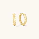 Aniq Dynamic Round Huggie Earrings | 14k Solid Gold & 14k White Gold | 14mm | Hypoallergenic