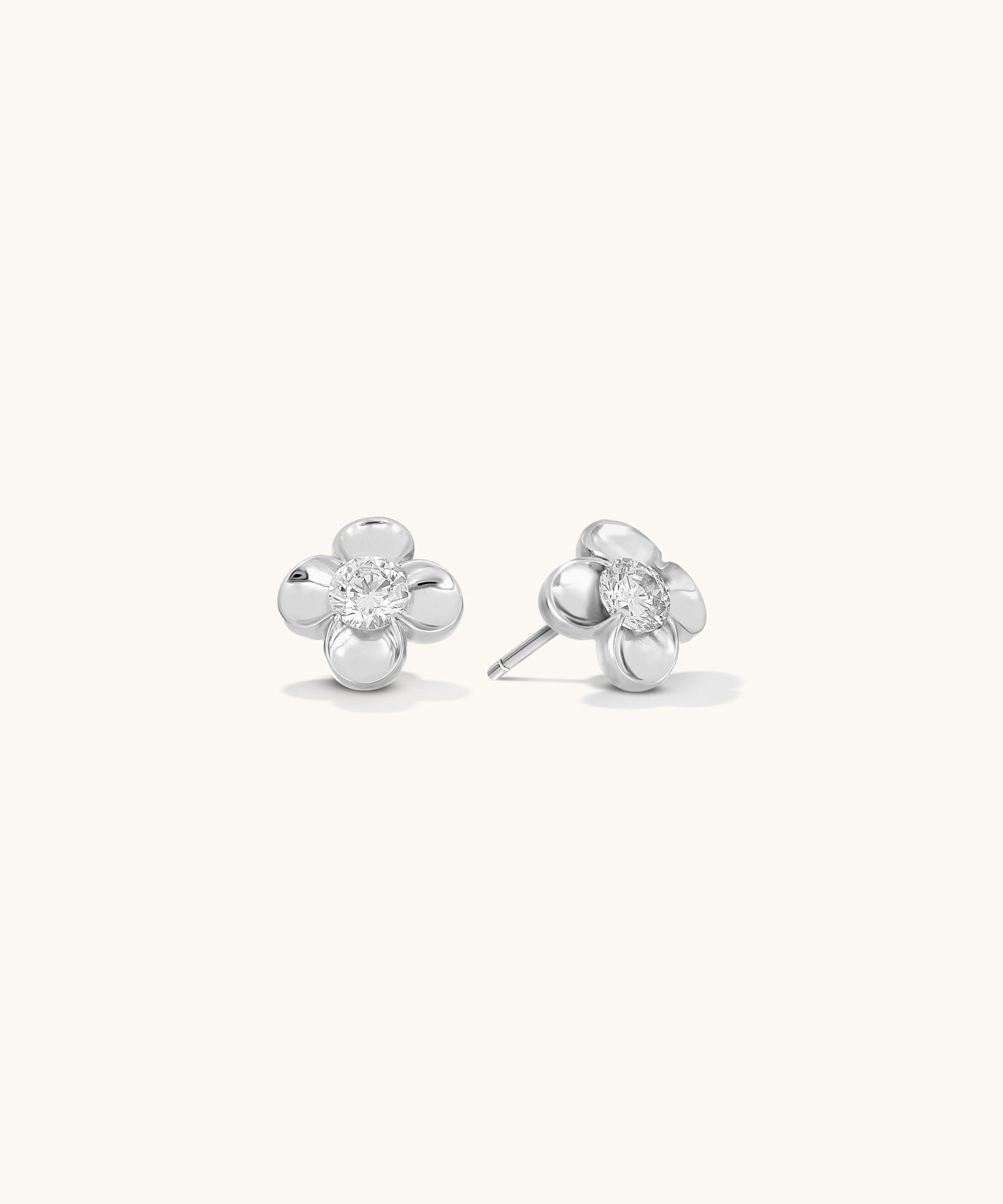 Aniq Petal Dot Stud Earrings | 18k Gold Vermeil & 925 Sterling Silver | 8mm | Hypoallergenic